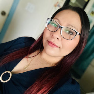 Meet your Posher, Amaranta